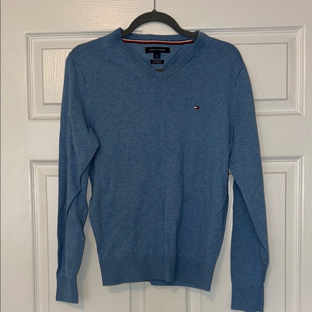 Tommy Hilfiger Men's Blue V-Neck Sweater